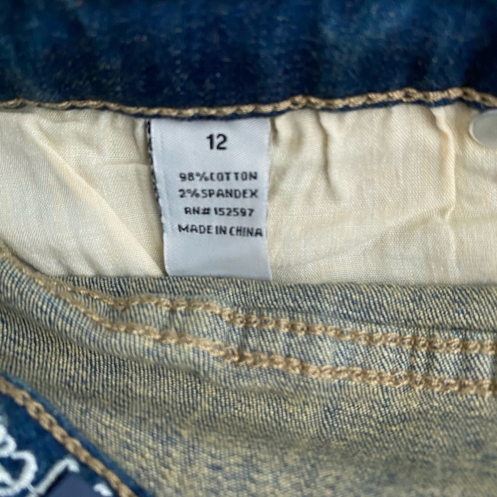 Resfebor Women's Blue Distressed Jeans - Picture 11 of 11